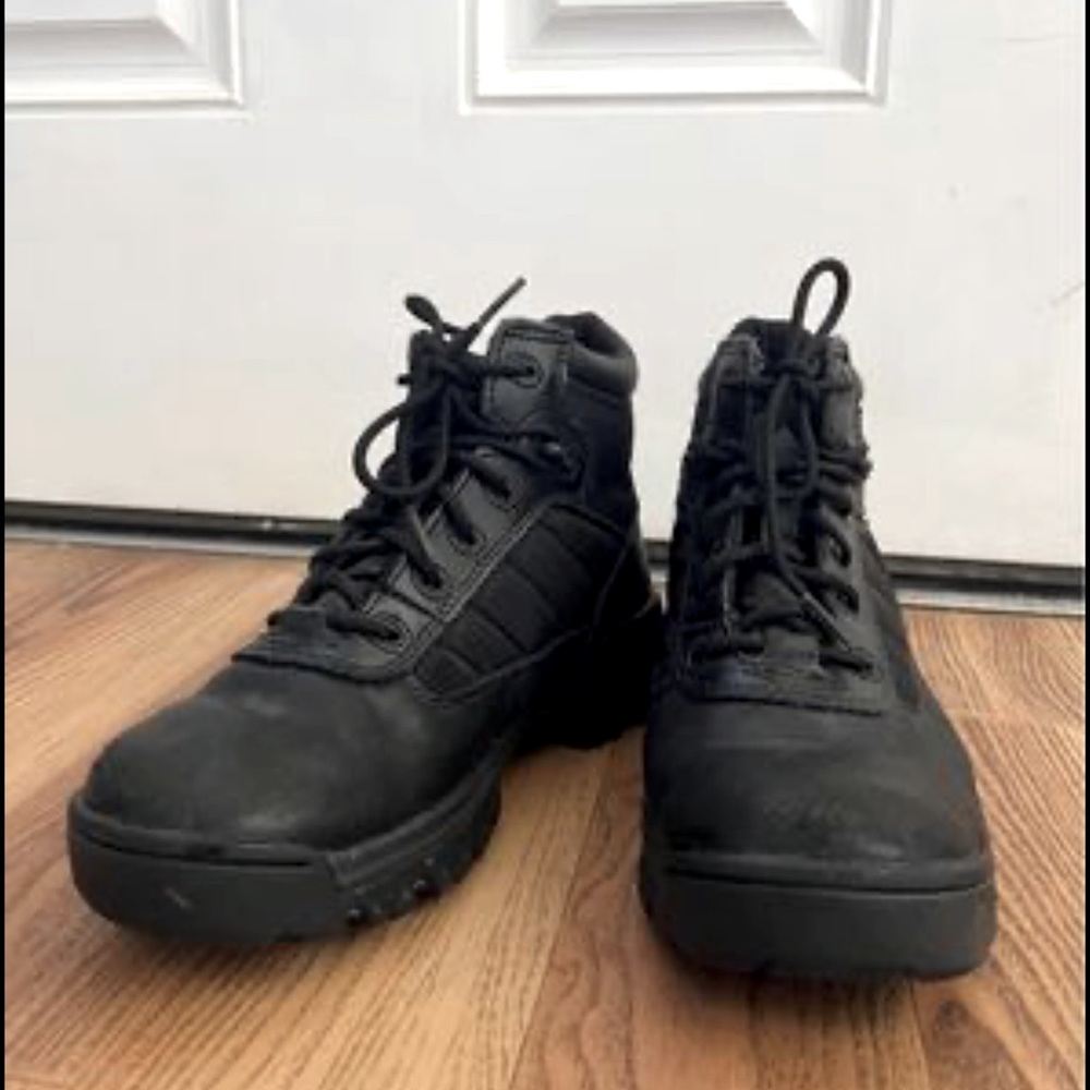 Women’s Bates Tactical Boots, Size 7.5
